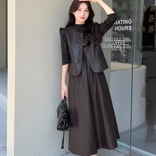 笑思缘A9921 皮马甲休闲针织连衣裙两件套装 高级感2025秋新款 时尚