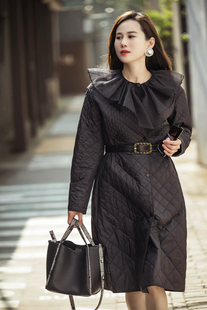 优质年新款法式气质超仙森系连衣裙女秋冬赫本风羽绒棉服中长裙