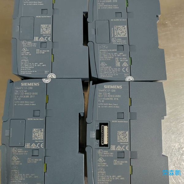 【荣森鹏】232-4HB32-0XB0，实物拍摄，功能包好。议价