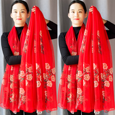 杭州新款丝巾女秋冬长款时尚围巾网红高档中国红披肩洋气妈妈纱巾