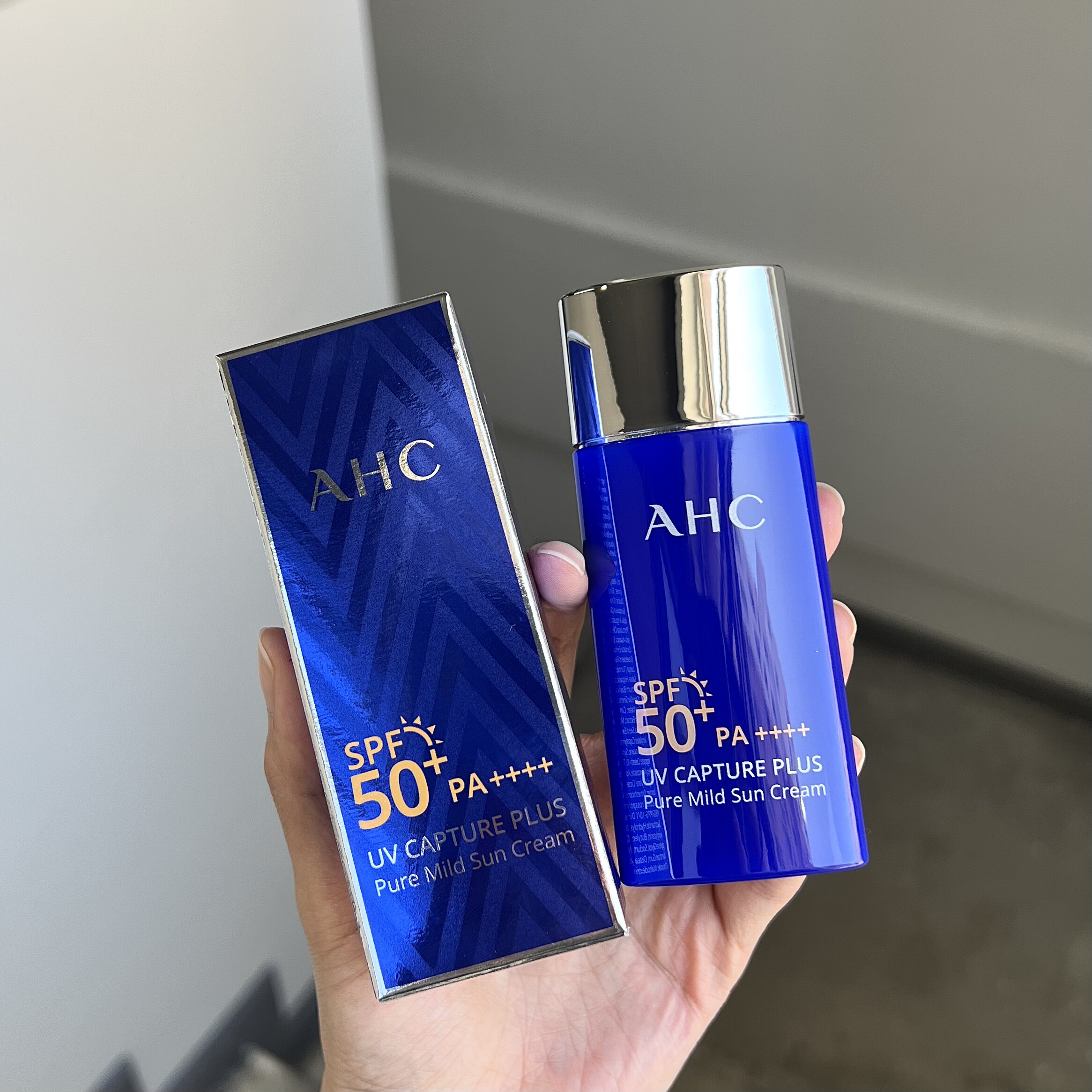 现货 ahc爱和纯防晒霜面部防紫外线隔离乳清爽控油小蓝瓶50ml防伪