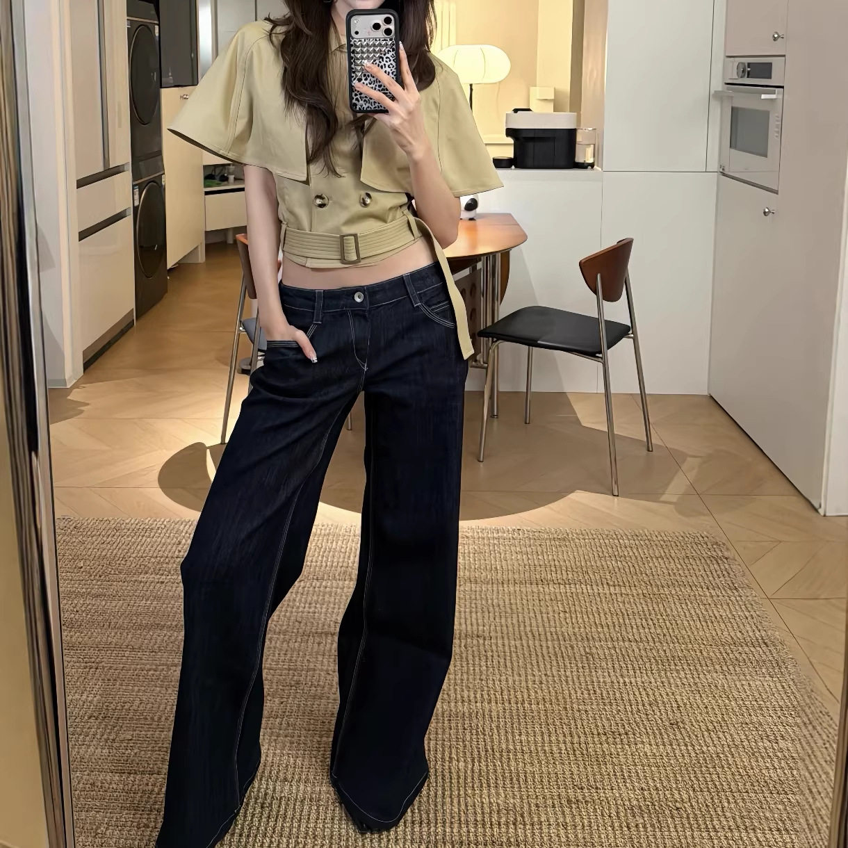 还原版詹詹同款卡其色两穿可拆卸斗篷风衣夹克短款外套女