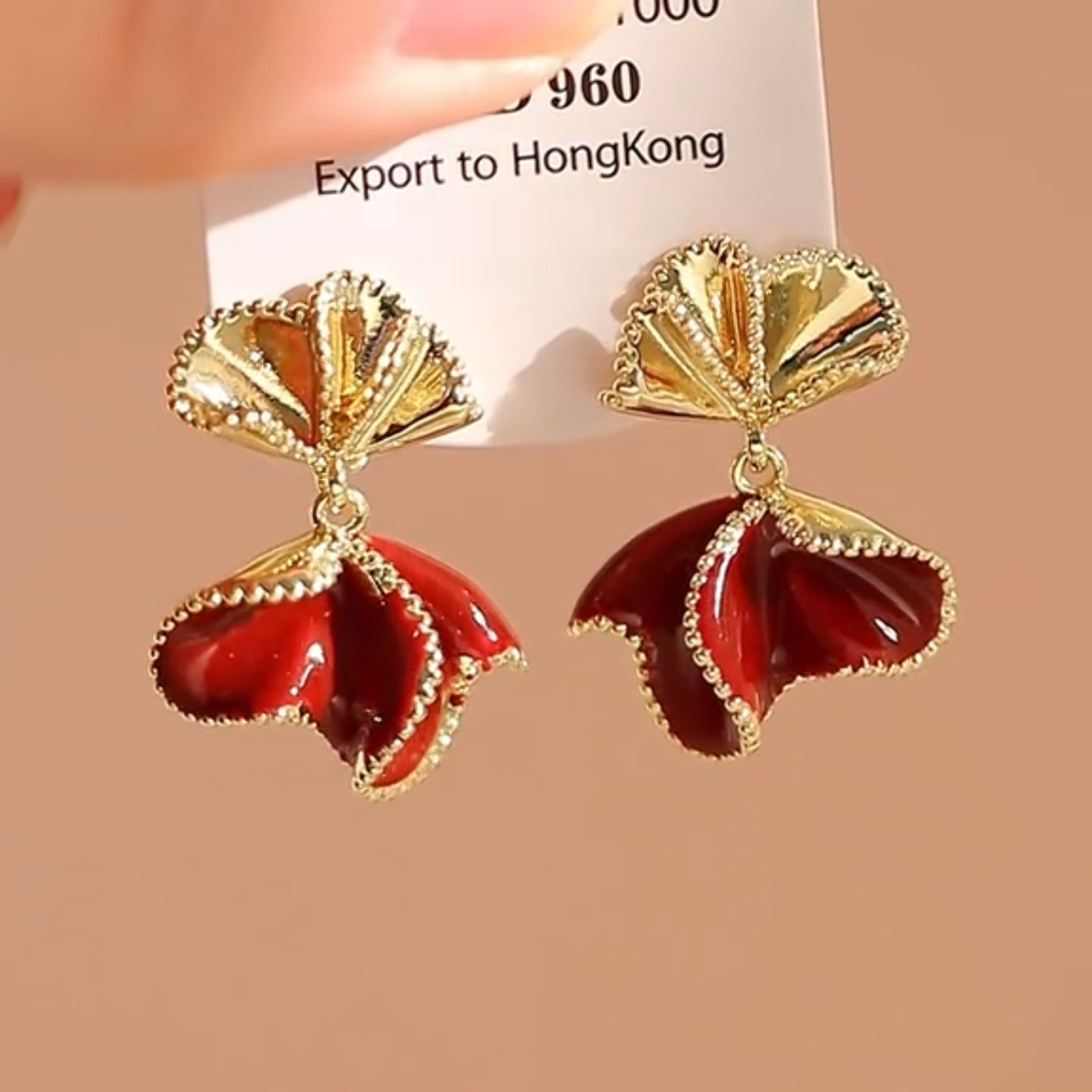 撞色花瓣耳环女小众设计秋冬耳钉2026新款爆款轻奢高级感独特耳饰