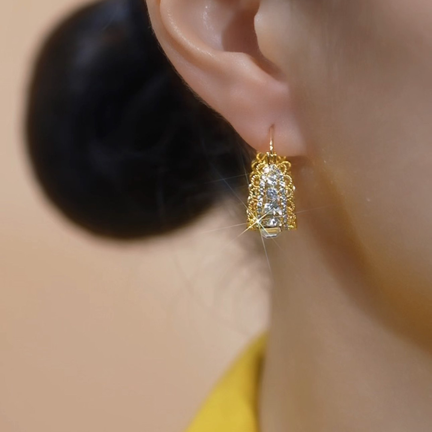 轻奢金色闪钻蕾丝耳扣