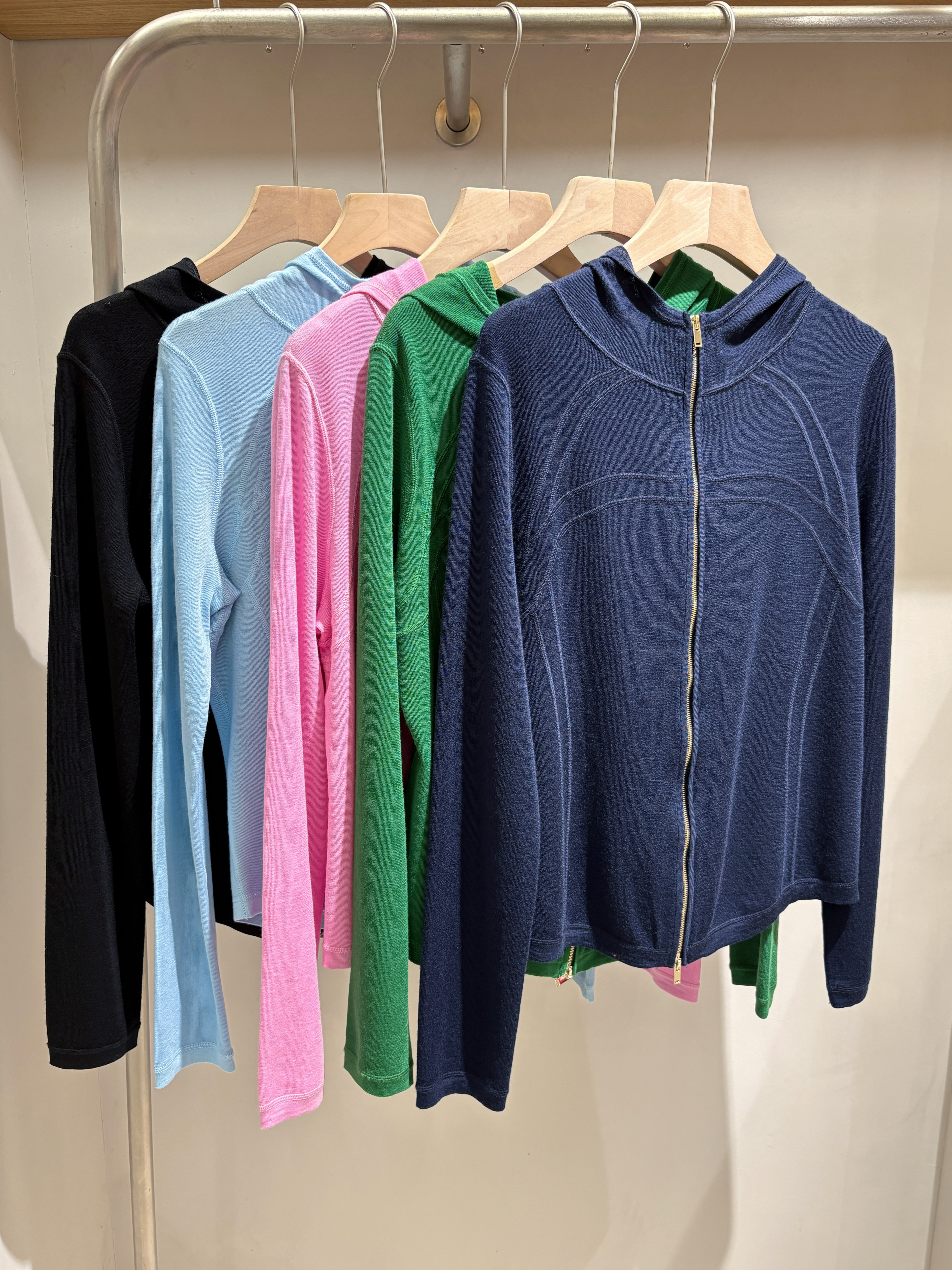 纯色连帽拼接美丽诺羊毛拉链针织开衫女修身显瘦百搭休闲上衣外套