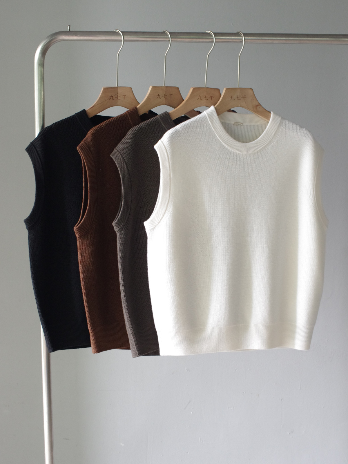 套头通勤圆领针织马甲