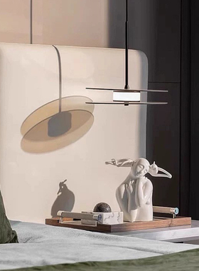 软装恒大现代简约样板间床头柜桌面饰品抽象猫人物组合床头柜摆件