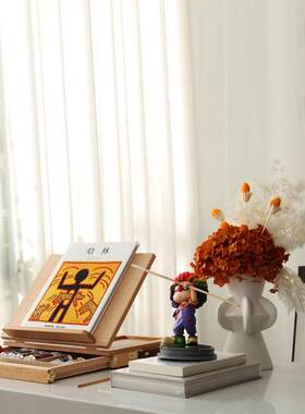 绘画画主题装饰品样板间