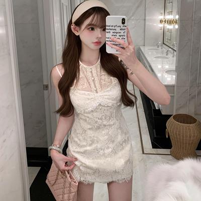 重要的约会日 清纯美貌 定制蕾丝吊带连衣裙