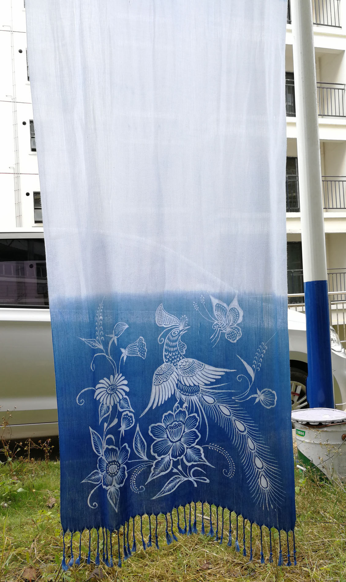 贵州丹寨苗族蜡染围巾定制冬款厚渐变植物染蓝染非遗礼物带礼盒