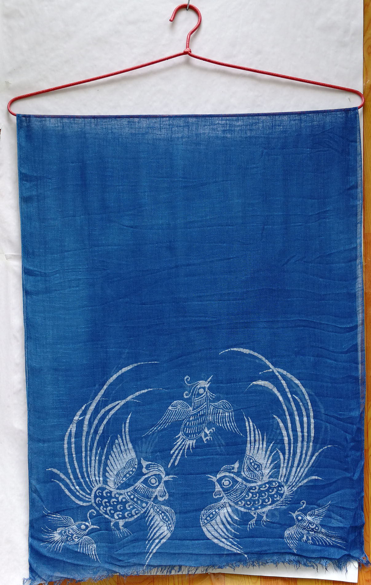 贵州苗族蜡染围巾定制绵绸植物染非遗礼物礼品带礼盒植物染蓝染