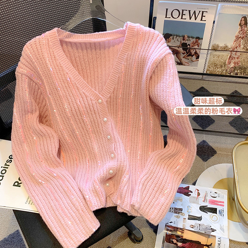 카운터 럭셔리 브랜드가 유출된 여성 의류 게으른 스타일의 브이넥 스웨터 재킷 가을 겨울 여성용 다재다능하고 시크한 니트 가디건을 선택합니다