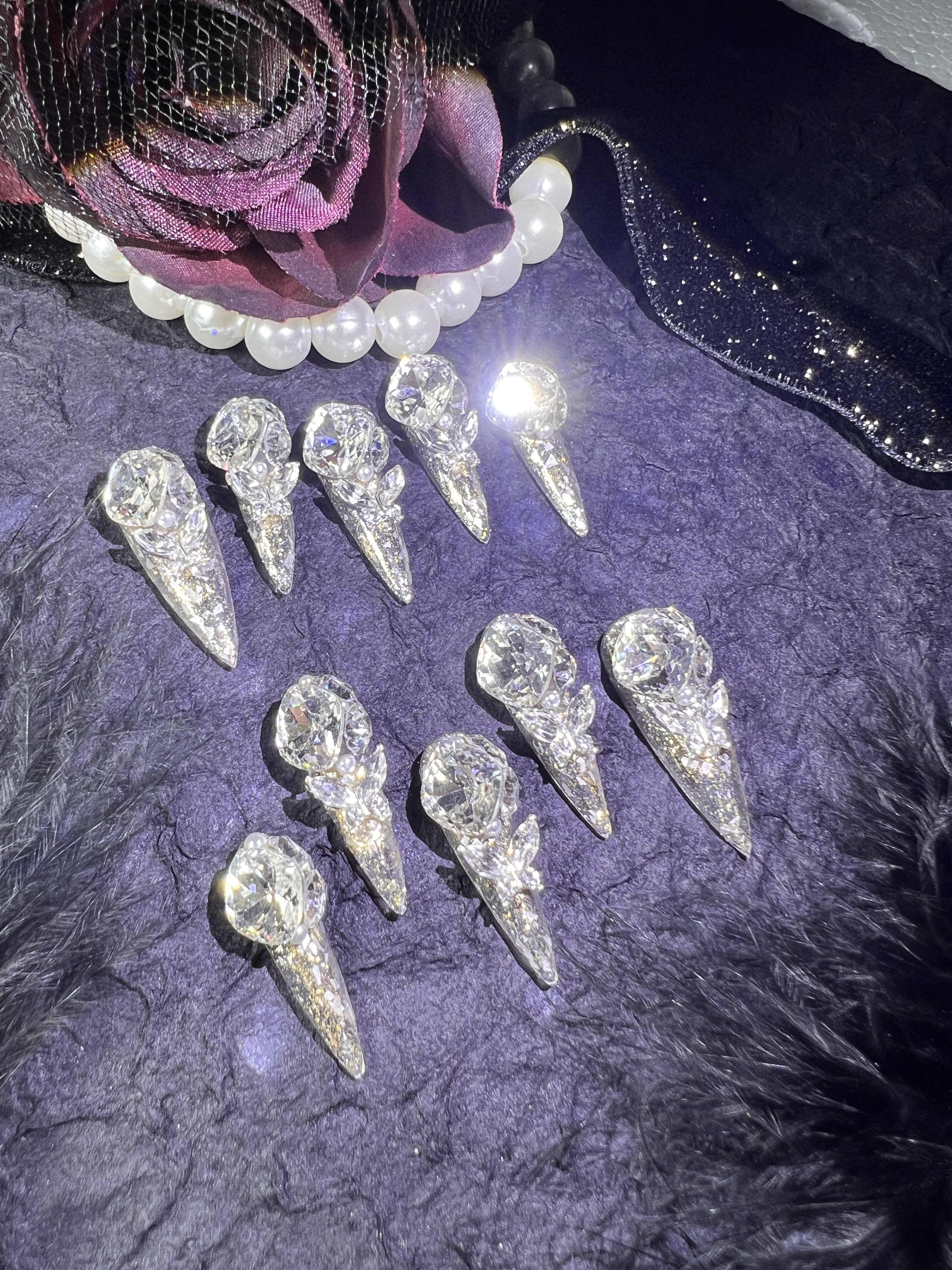 【119金羽碎钻】长尖金色爆闪纯手工穿戴甲满钻