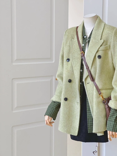 Костюм, демисезонное короткое шерстяное пальто, городской стиль