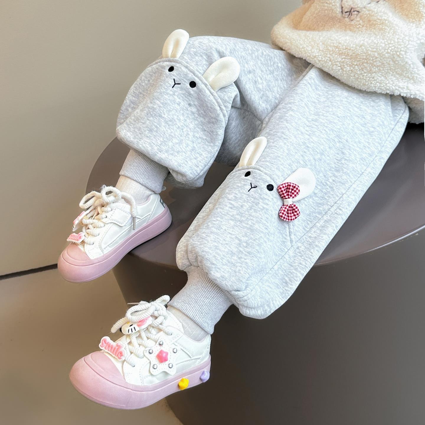 英国DHWA女童加绒裤子秋冬儿童韩版一体绒束脚裤女宝冬季加厚卫裤