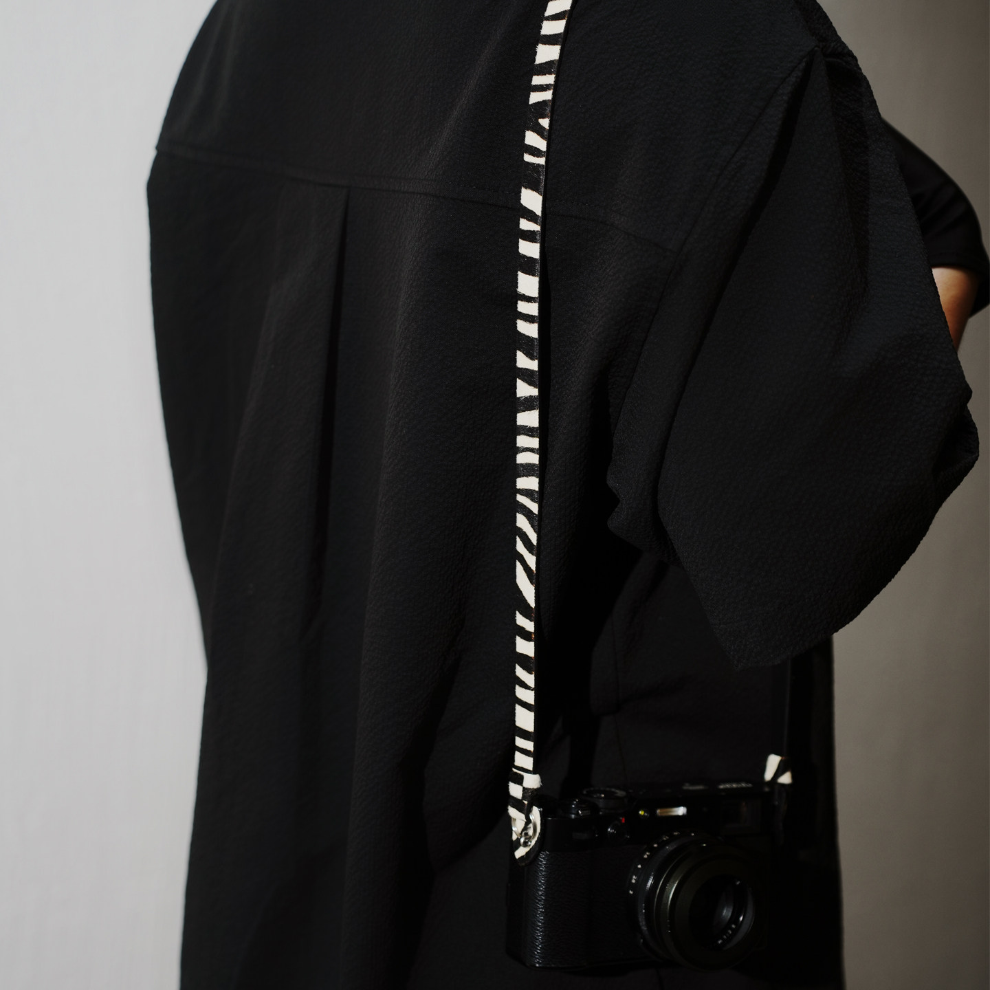 cam-in圆孔马毛皮相机背带真皮摄影肩带适用富士XT5索尼A7M4徕卡