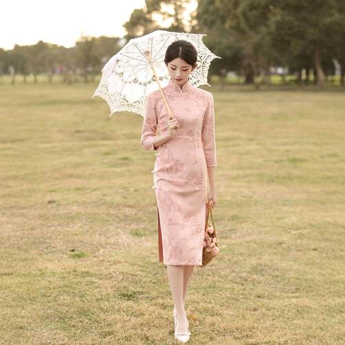 宝宝周岁宴妈妈礼服春秋新中式国风满月宝妈衣服女小个子订婚穿搭