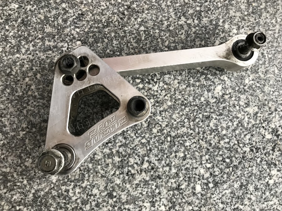 王靛摩配  YZF-R1 09-10-11-12 后平叉连接 狗头骨 后减震连接