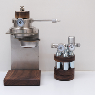 气动咖啡机减压阀二氧化碳co2不锈钢8mm母头16g气瓶阀恒压10bar