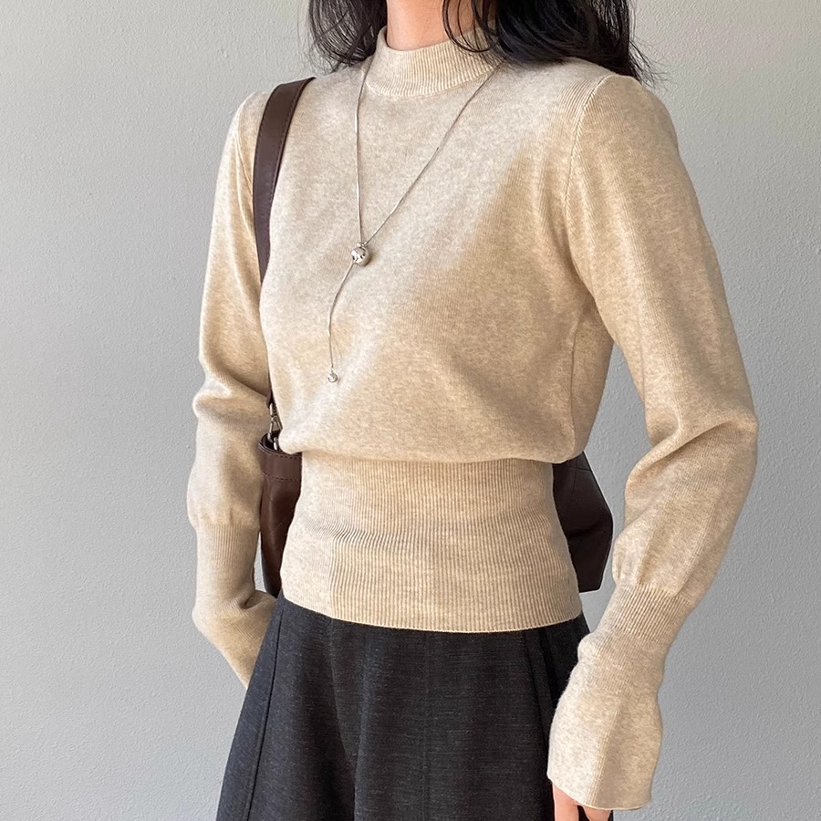 韩系气质半高领喇叭袖针织衫女