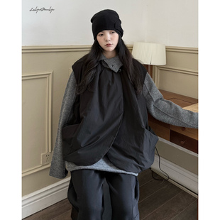 陆与山屿 轻薄羽绒马甲90白鸭绒阔版宽松极简两侧大口袋叠穿外套