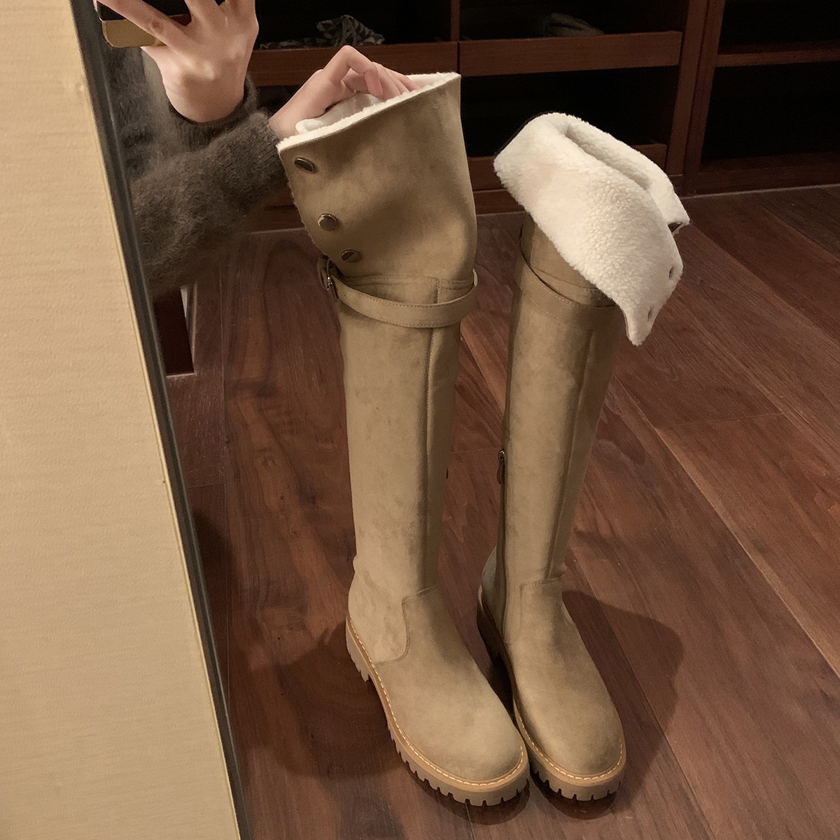 葡萄妈同款羊羔毛保暖过膝长筒靴