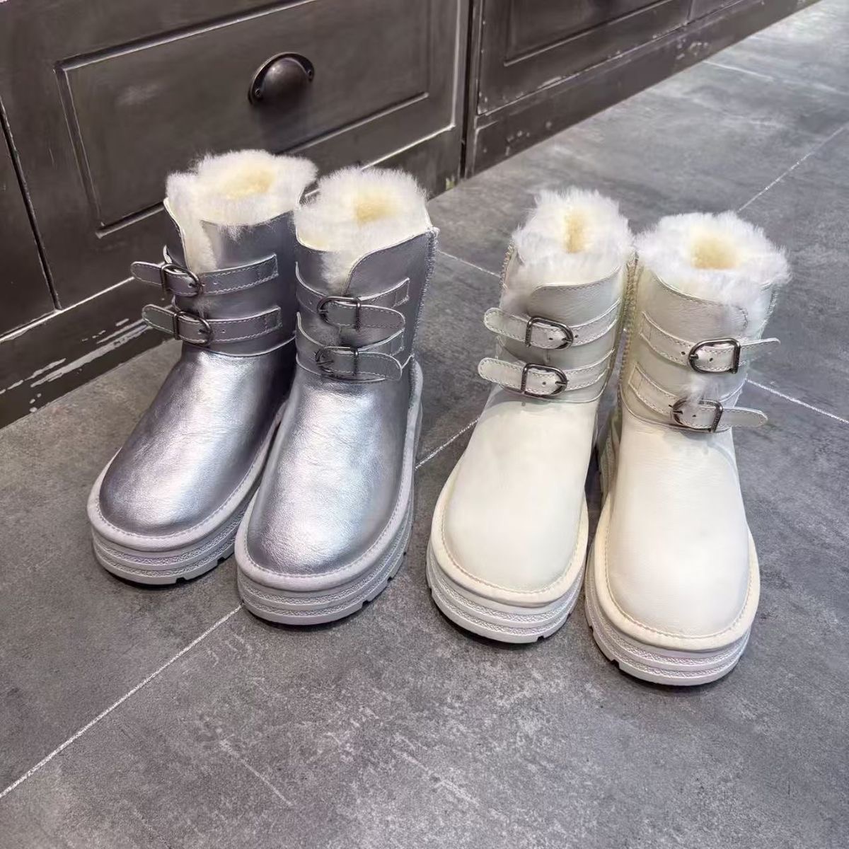 雪地靴女2025新款冬季加绒保暖棉鞋真皮羊毛厚底一脚蹬马丁时尚靴