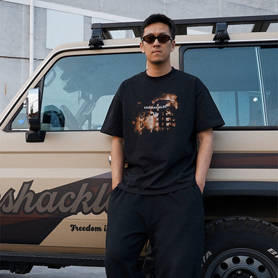 潮牌美式火烧大楼短袖男