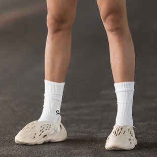 UNSHACKLED篮球中高筒袜休闲百搭加厚毛巾底