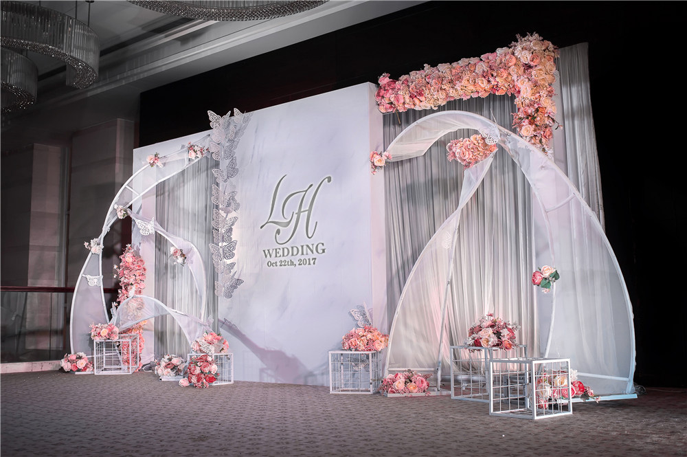 深圳婚庆公司白色主题婚礼上门装饰策划 场地布置一条龙服务 魔术