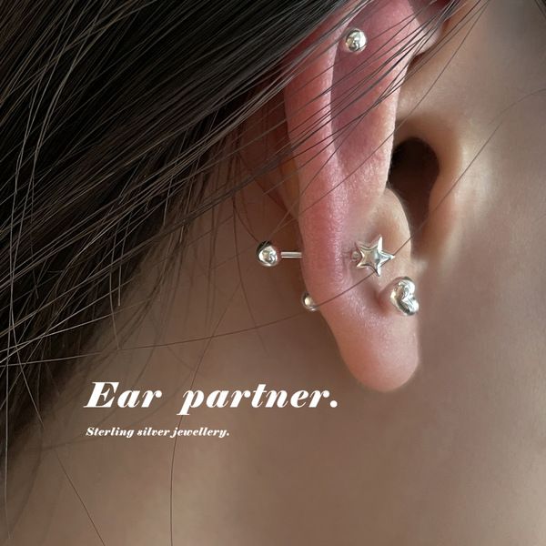 爱心耳钉女镀银高级感冷淡耳骨钉星星耳环小众设计螺丝双耳洞耳饰