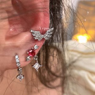 如蝶在野 天使翅膀耳骨钉镶钻耳圈钛钢一箭穿心小众高级感耳饰