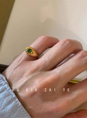 如蝶在野 中古绿宝石拉丝尾戒宝蓝锆石高级感复古气质戒指开口戒