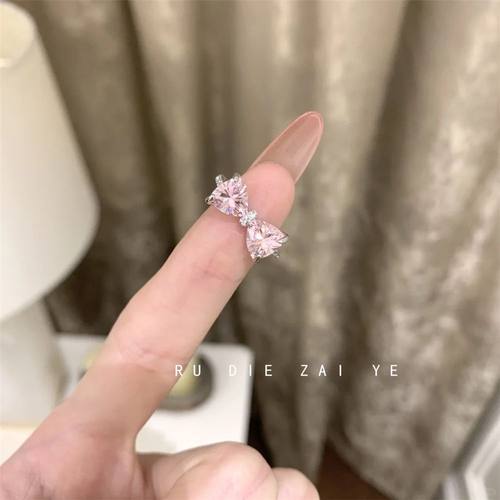 如蝶在野 樱花粉钻蝴蝶结戒指浪漫少女千金感甜美锆石轻奢开口戒