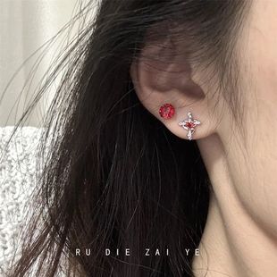 如蝶在野 绯红女巫~甜酷风正红爱心十字架耳骨钉双耳洞耳钉耳蜗钉