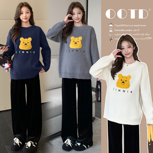 孕妇装 慵懒风休闲宽松显瘦百搭套头上衣 圆领小熊毛衣2025秋冬新款