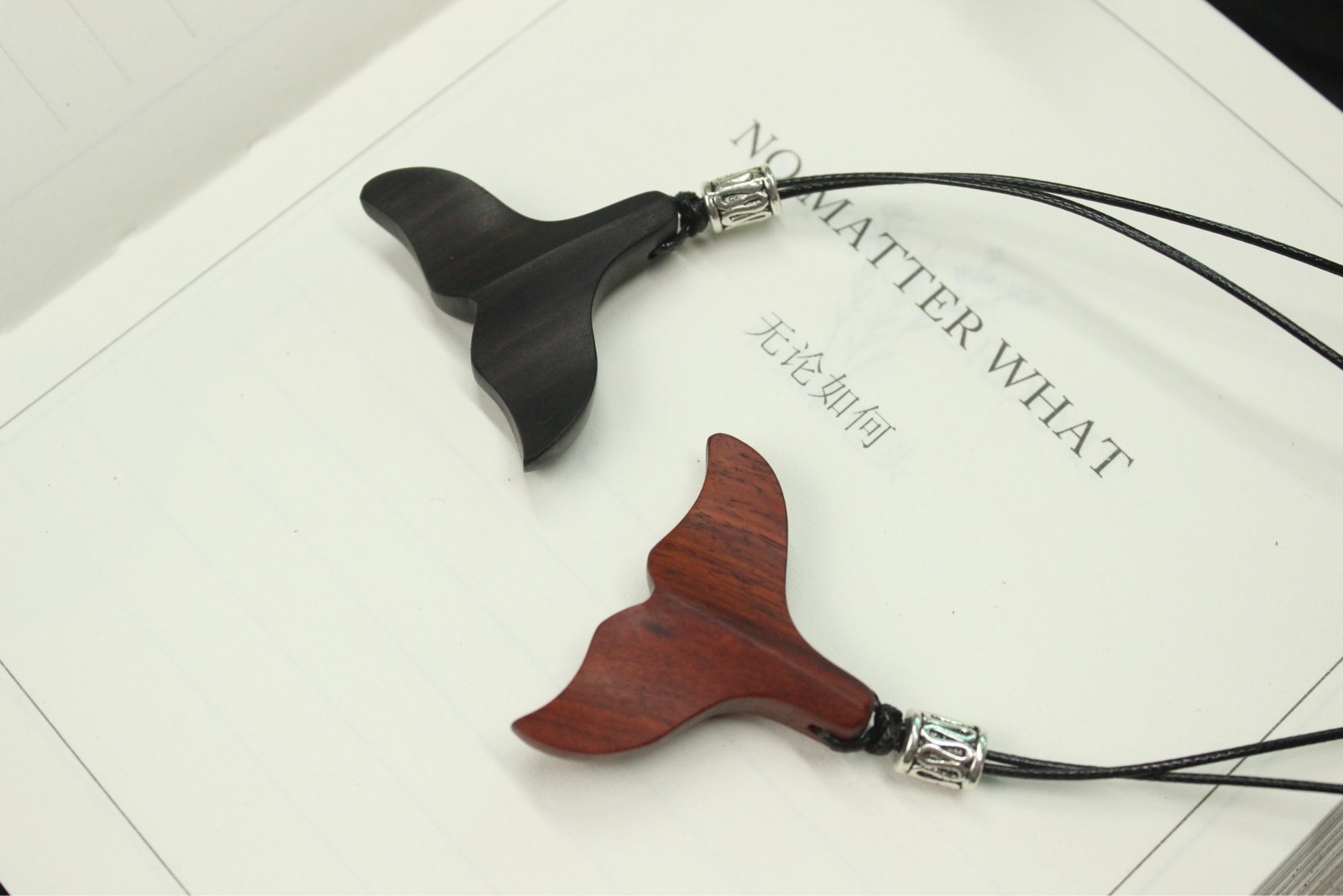 手工制作大鱼海棠木质项链鲸鱼尾吊坠手工项链生日礼物