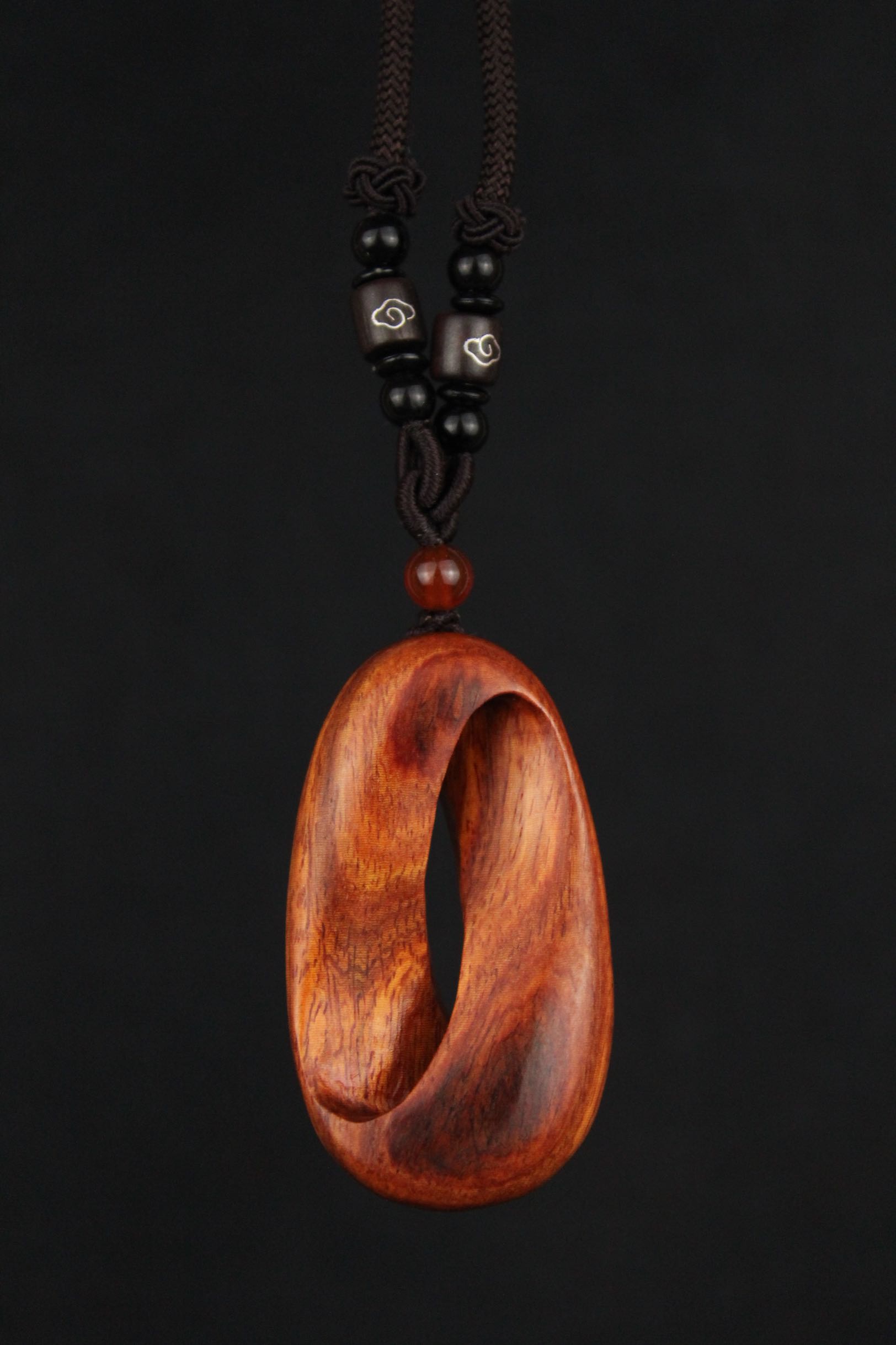 手工雕刻小叶紫檀莫比乌斯带吊坠木质莫比乌斯环男女生日礼物