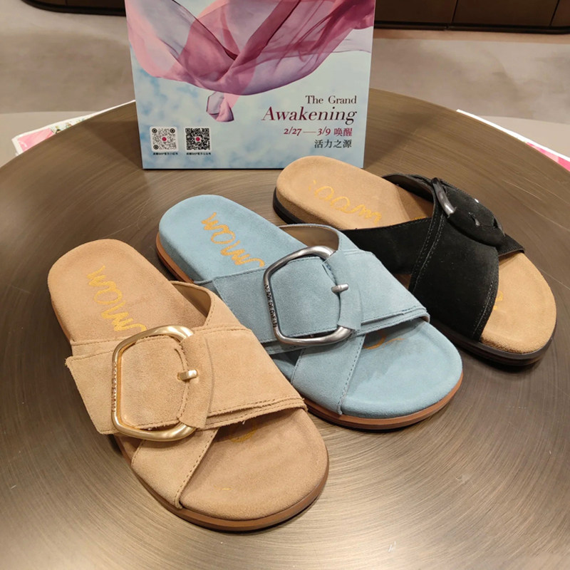 真皮板~2025夏季交叉带搭扣舒适平底懒人露趾休闲勃肯凉拖鞋女