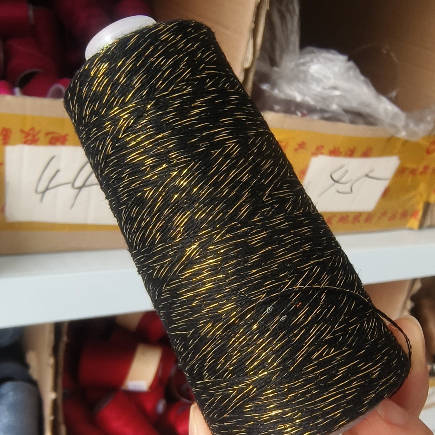 新品炫彩彩丝亮丝亮片羊绒线26/2股配线马海毛羊毛细线毛线团