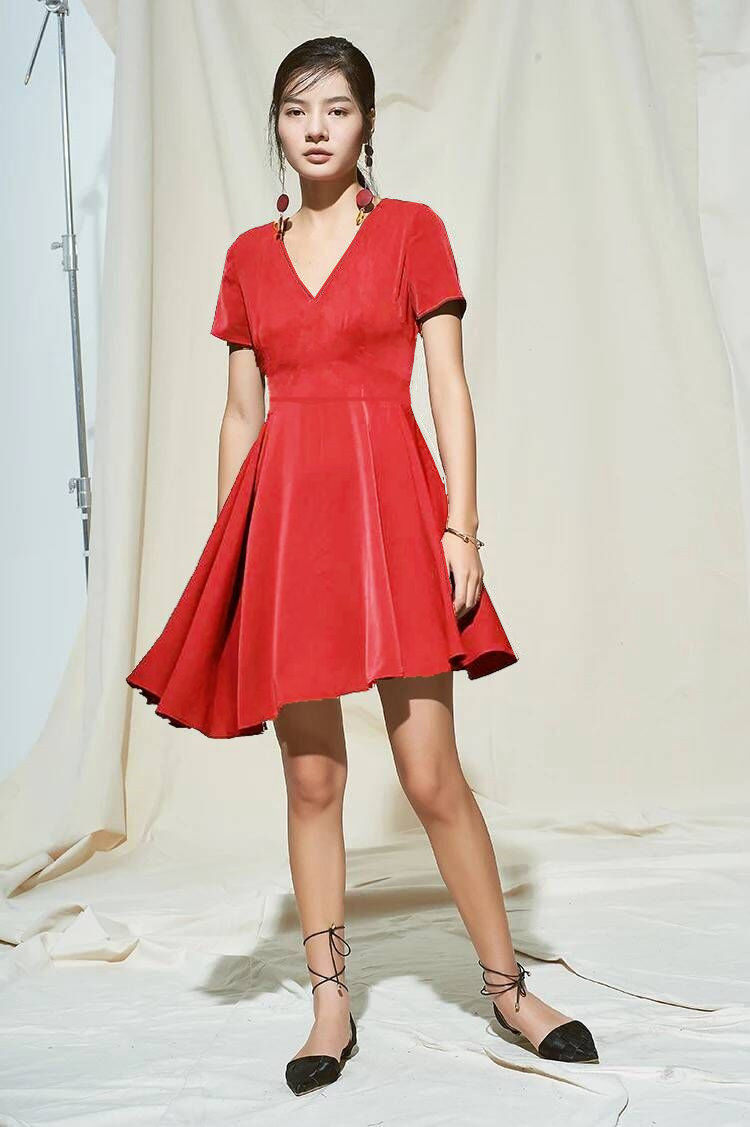 夏季新款短袖v领酒红大摆舞蹈连衣裙拉丁练功演出服大码显瘦裙子