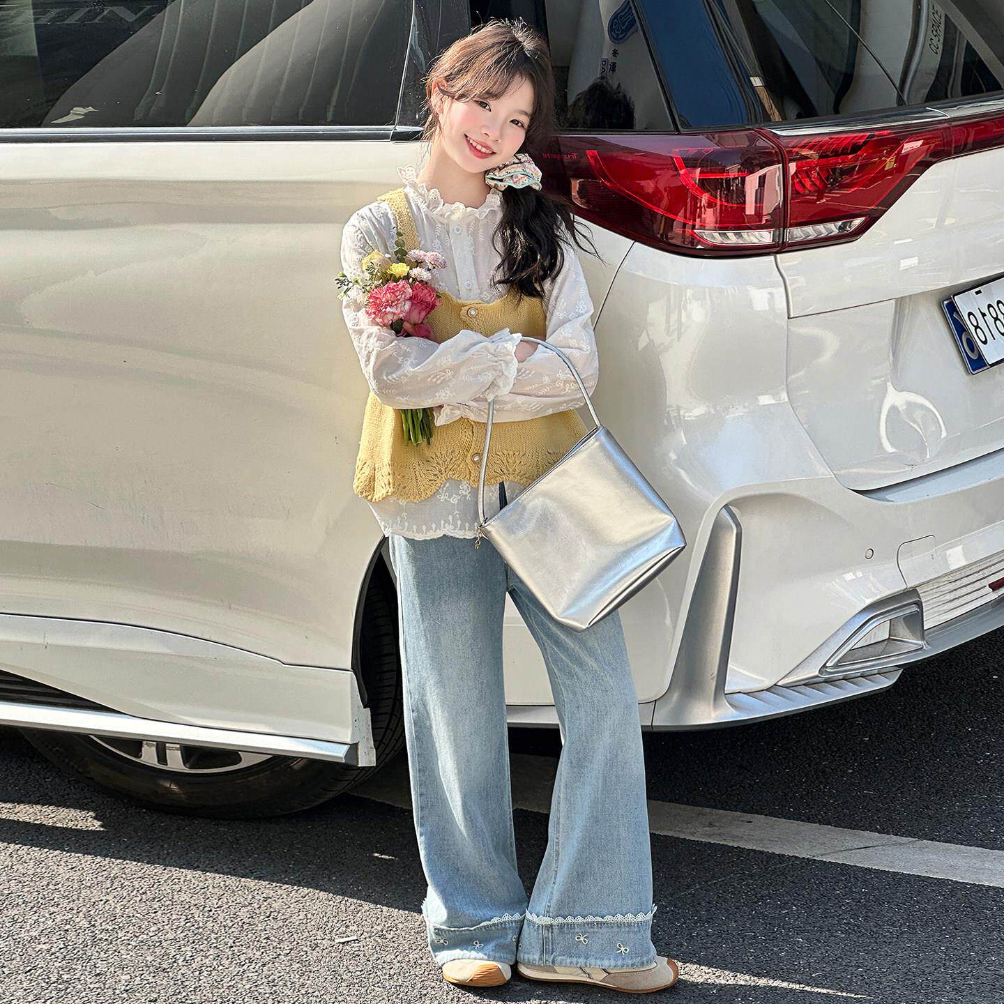 衬衫吊带女孩针织牛仔裤女童新款套装韩系春款三件套2026刺绣大童