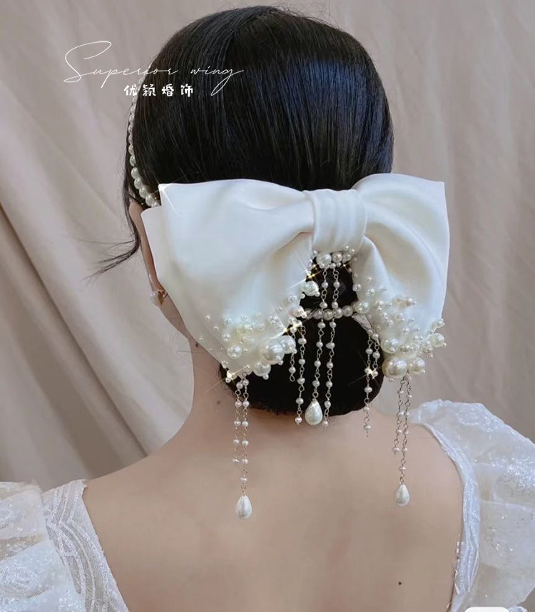 缎面手工钉珠流苏发夹跟妆礼服