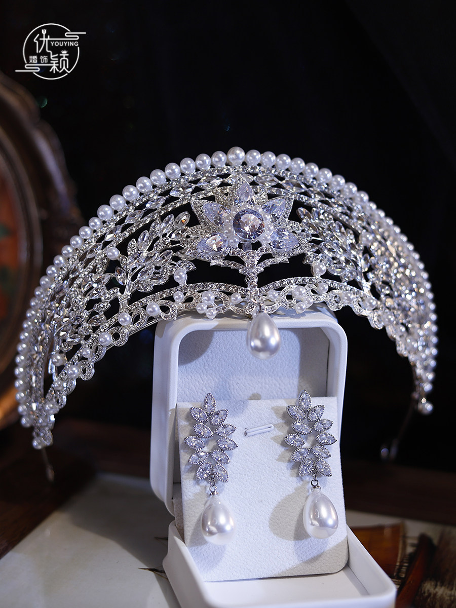 婚礼婚纱造型欧式皇冠跟妆发箍