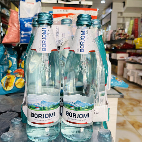 格鲁吉亚含气矿泉BORJOMI波尔若米苏打水玻璃瓶500ml/瓶