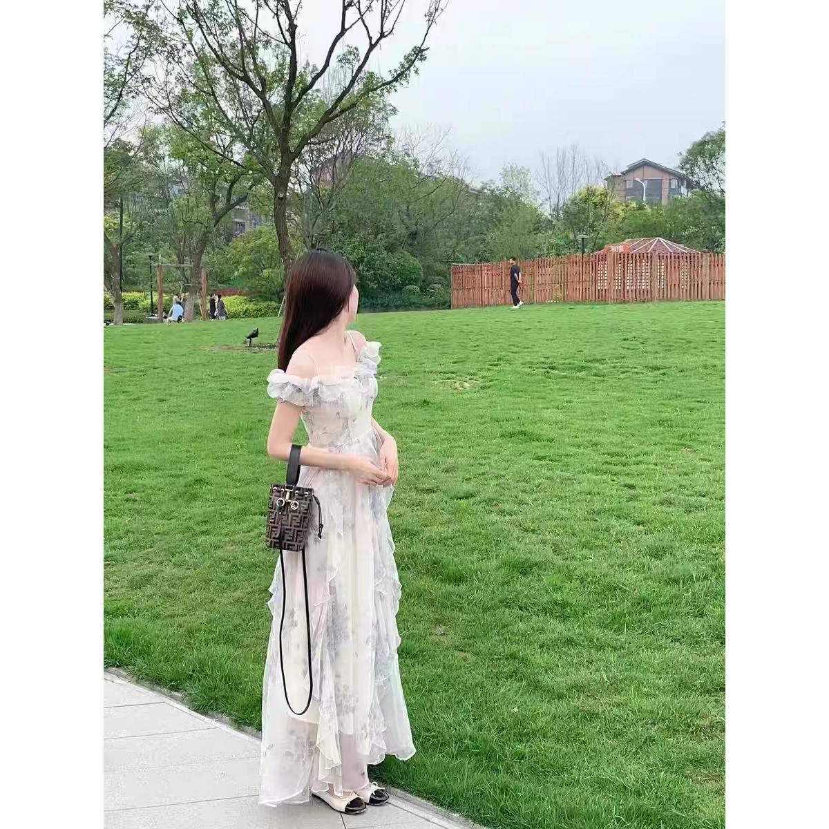 海边度假风吊带裙纱法式荷叶边沙滩连衣裙氛围感长裙飘逸仙女范