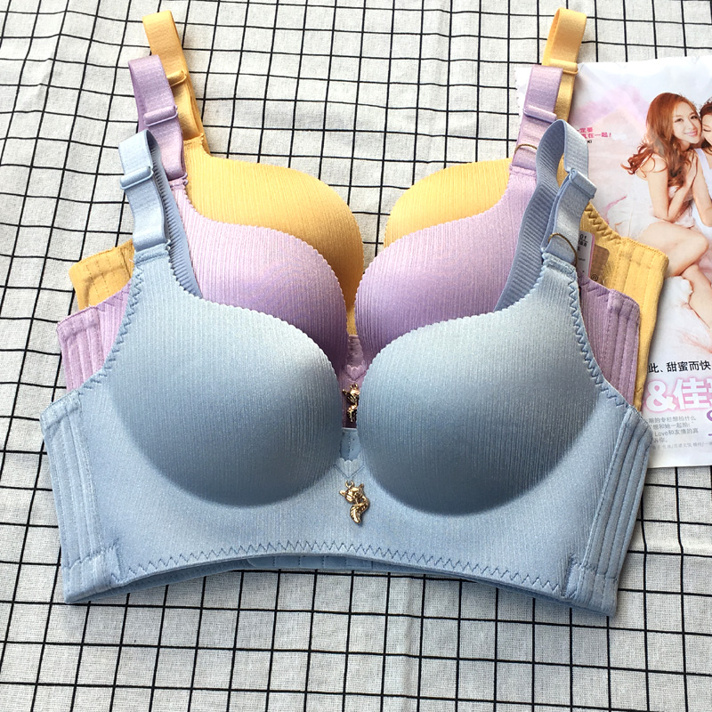 无钢圈内衣防下垂小胸聚拢文胸