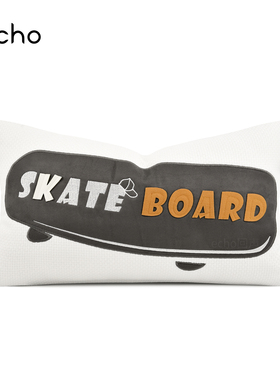 北欧ins轻奢儿童房样板间现代白色滑板潮玩贴布绣抱枕床头腰靠垫