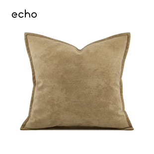 轻奢新中式样板间米黄驼咖科技绒抱枕侘寂风沙发床上方枕靠垫软包