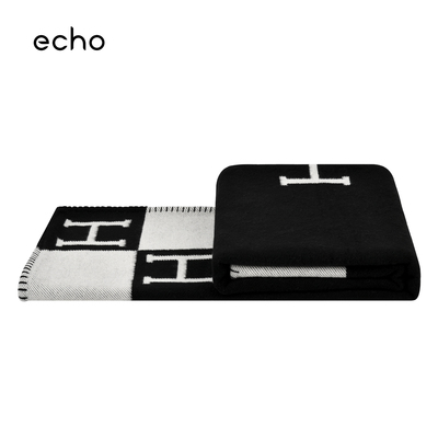 回声家居沙发毯子床上用黑白床尾毯ins风H字母搭毯轻奢飘窗床尾巾